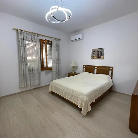 Brahja, Guest house Tirana