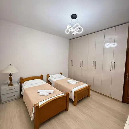 Brahja, 4* Tirana